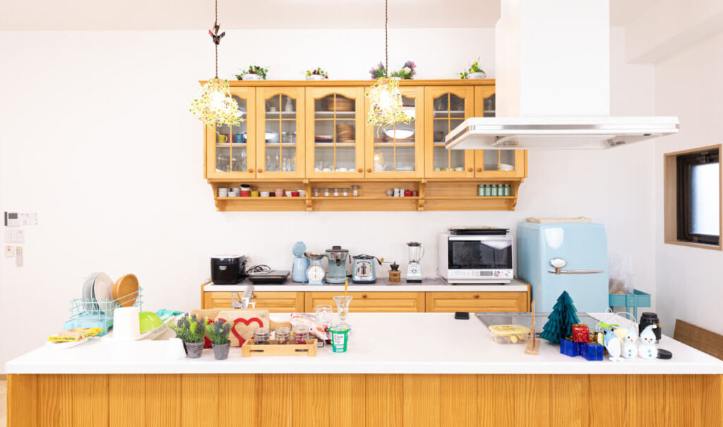 「広々としたおしゃれなキッチン」のイメージ画像